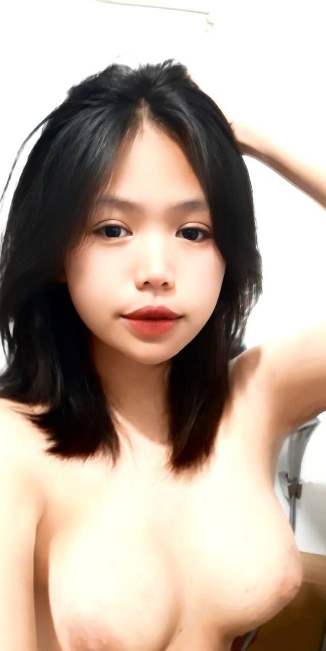 Nữ hoàng chân dài váy ngắn Tiểu Mã Huân Hoa, đang oral sex trước ống kính, cận cảnh bộ phận sinh dục đẹp nhất, đứng sau cưỡi ngựa ở nhiều tư thế khác nhau...