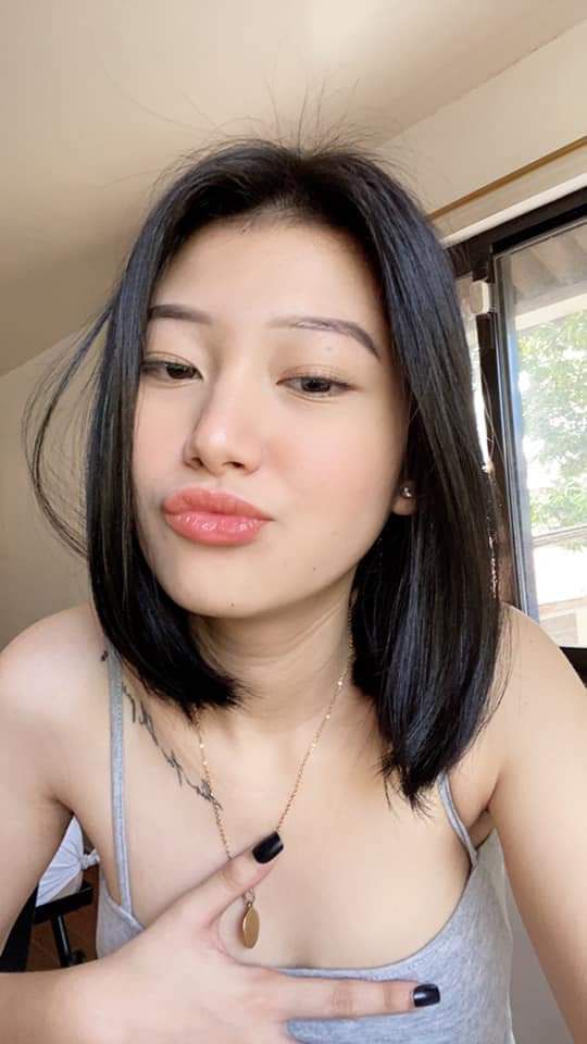 Cô gái Đài Loan với vòng eo con ong, ngực khủng và chân dài chụp ảnh tự sướng sex hàng ngày với bạn trai ~ Mặc trang phục hầu gái để bú cu lớn, họng rồng độc sâu, đâm mạnh, phun trào miệng và nuốt tinh... [Phần 1]